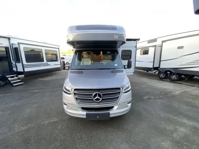 2025 Winnebago View 24T in RVs & Motorhomes in Abbotsford - Image 5