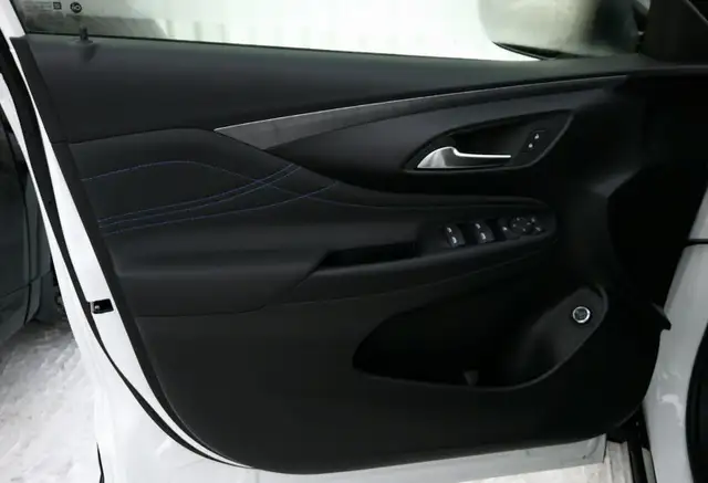 2025 Buick Envista Sport Touring in Cars & Trucks in Regina - Image 9