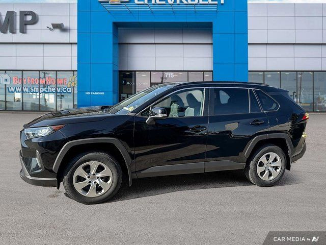 2021 Toyota RAV4 LE | AWD | Heated Seats | Back Up Cam in Cars & Trucks in Saskatoon - Image 2