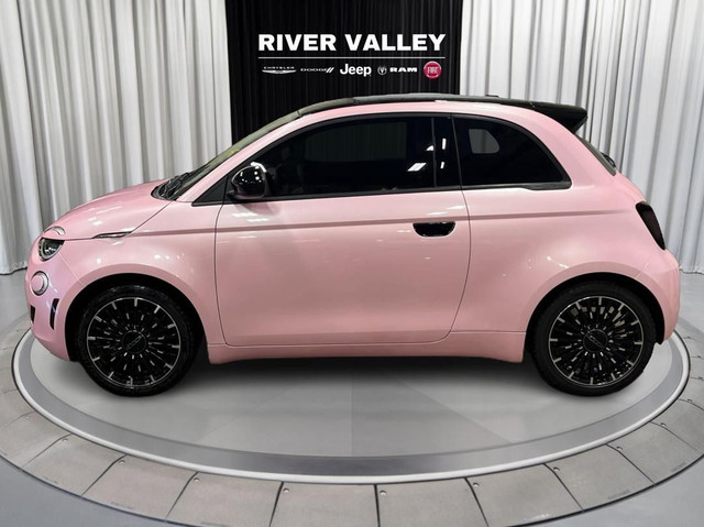 2024 FIAT 500e in Cars & Trucks in Strathcona County - Image 4
