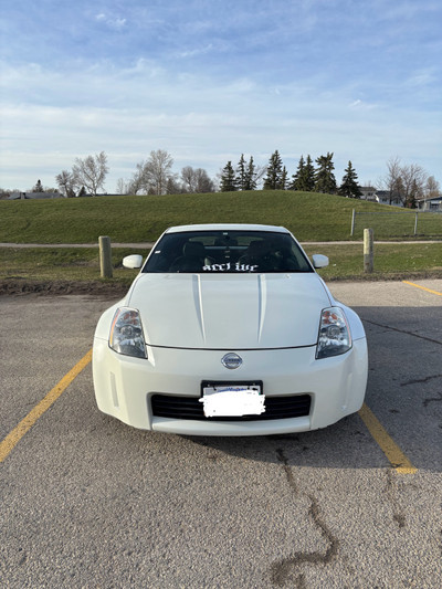 2003 Nissan 350Z Touring Model