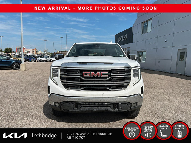 2022 GMC Sierra 1500 SLT in Cars & Trucks in Lethbridge - Image 2