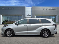 Fresh Detail, AWD, 3rd row seats: split-bench, 6 Speakers, Alloy wheels, Apple CarPlay/Android Auto,... (image 1)