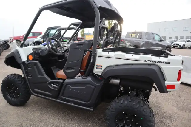 2025 Yamaha Viking SE Winter White in ATVs in Edmonton - Image 6