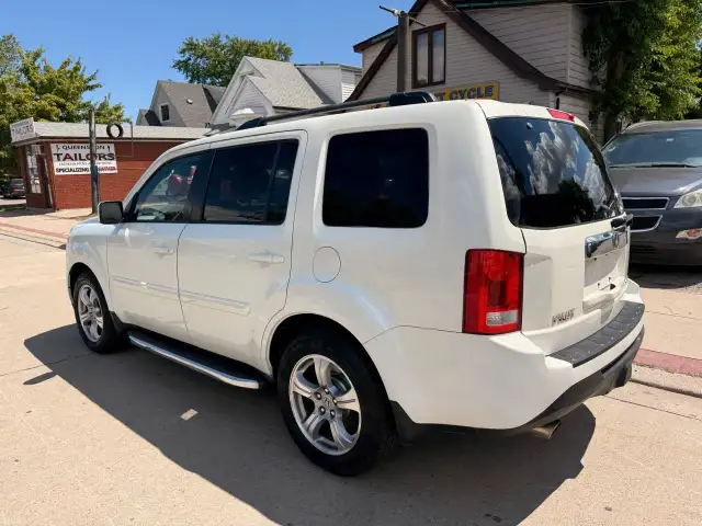 2015 Honda Pilot EX-L in Cars & Trucks in Hamilton - Image 14