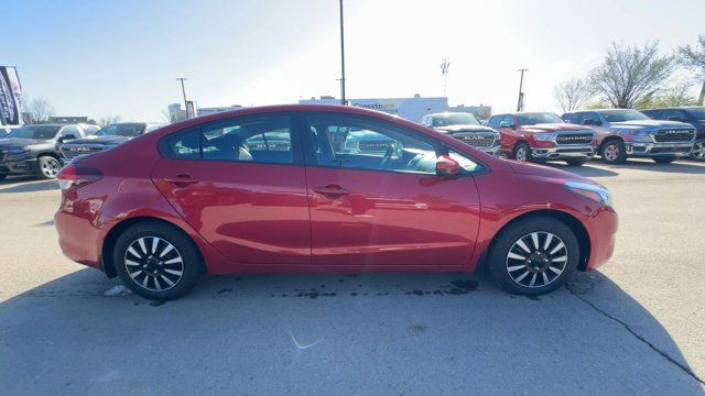 2018 Kia Forte LX | Cloth Trim in Cars & Trucks in Edmonton - Image 4