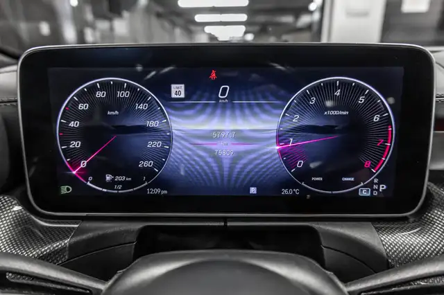 2023 Mercedes-Benz C300 4MATIC Sedan | Premium | Night | Carplay in Cars & Trucks in City of Montréal - Image 27