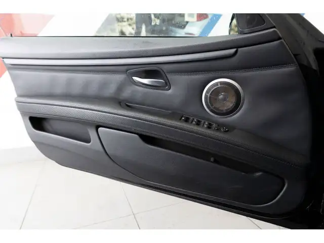 2008 BMW 3 Series Base in Cars & Trucks in Vancouver - Image 24