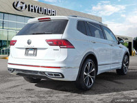 Experience the refined driving dynamics and versatile functionality of this 2024 Volkswagen Tiguan H... (image 4)