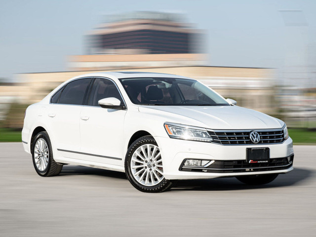 2017 Volkswagen Passat COMFORTLINE|LEATHER|ROOF|BACKUP|HEATED SE in Cars & Trucks in City of Toronto