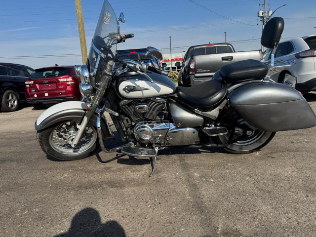2003 Suzuki Boulevard RUNS GREAT, BOULEVARD, AS IS in Cars & Trucks in London - Image 2