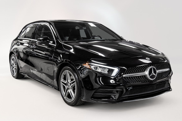 2022 Mercedes-Benz A250 4MATIC Hatch | Premium | Sport | Toit Pa in Cars & Trucks in City of Montréal - Image 4