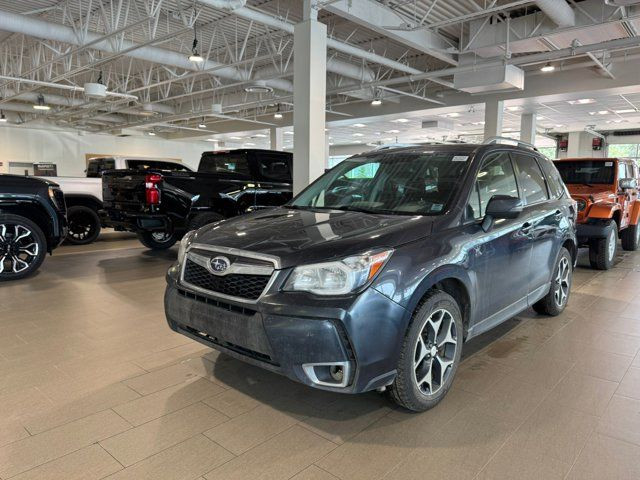 2016 SUBARU CROSSTREK XT Touring in Cars & Trucks in Fort McMurray