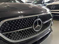 **SPRING SPECIAL!** FEATURING : 4MATIC AWD, HEADS UP DISPLAY, ILLUMINATED GRILLE, DIGITAL GAUGE CLUS... (image 2)