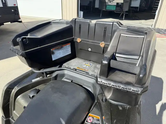 2023 Can Am OUTLANDER XT 570 V-Twin EFI  in ATVs in St. Albert - Image 8