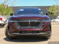 Sunroof, Cooled Seats, Premium Audio, Navigation, Wireless Charging! Very few crossover SUVs come cl... (image 1)