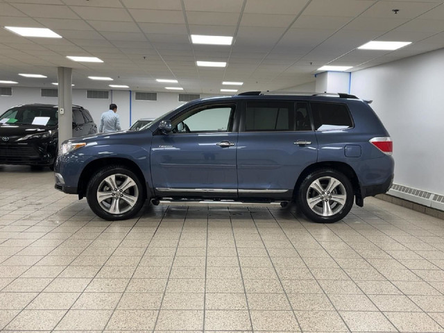 2012 Toyota Highlander LIMITED in Cars & Trucks in Calgary - Image 3