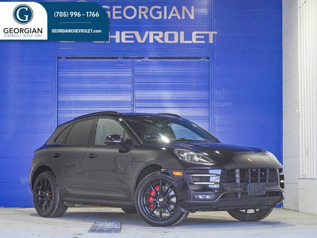 2016 Porsche Macan Turbo- Sunroof - Leather - Heated / in Cars & Trucks in Barrie