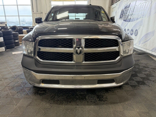 2017 Ram 1500 ST 5.7 V8 4X4 | SXT PKG | TOW PKG | FLARES/WHEELS in Cars & Trucks in Lloydminster - Image 4