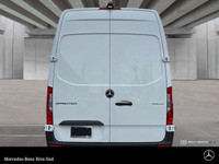 Mercedes-Benz Rive-Sud, la destination Mercedes-Benz par excellence. Bienvenue en première classe. D... (image 3)