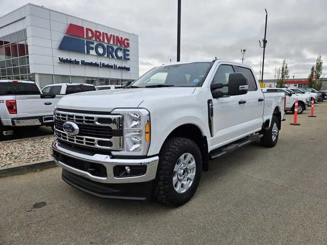 2023 Ford Super Duty F-250 SRW XLT 4WD Crew Cab 6.75' Box, 7.3L  in Cars & Trucks in St. Albert