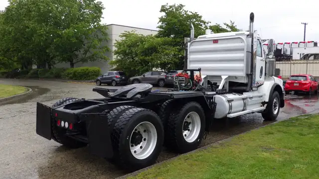 2019 Western Star 4900 SB Cummins X15 Eaton 18 Speed in Heavy Trucks in Delta/Surrey/Langley - Image 12