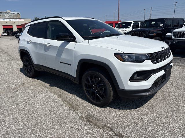 2025 Jeep Compass Altitude in Cars & Trucks in Mississauga / Peel Region - Image 3