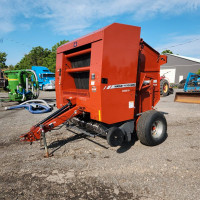 Massey Ferguson 2756 Round Baler