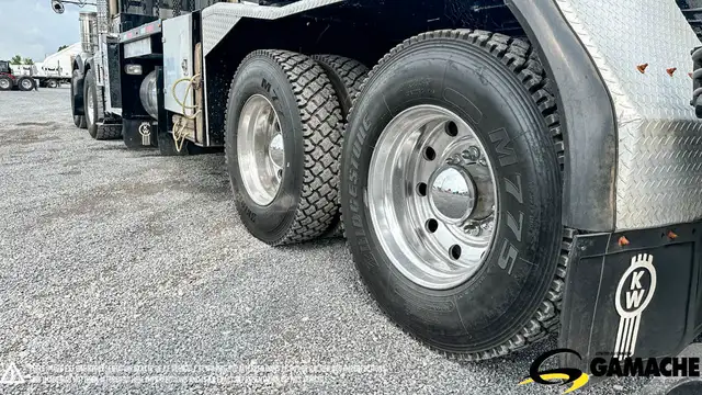 2007 KENWORTH T800 BOOM TRUCK CRANE in Heavy Trucks in Chilliwack - Image 8
