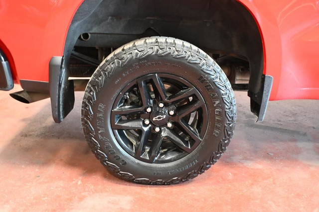 2023 Chevrolet Silverado 1500 TRAIL BOSS OFF ROAD Z71 LIFT KIT 2 in Cars & Trucks in City of Montréal - Image 3