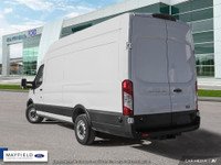 Engine: 3.5L 6cyl. L/100Km City: 0.0 L/100Km Hwy: 0.0 Safety Equipment ABS And Driveline Traction Co... (image 3)