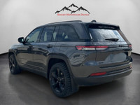 THIS 2024 JEEP GRAND CHEROKEE COMES WITH A 3.6LV6 PENTASTAR ENGINE FOR BOTH POWER AND FUEL ECONOMY.... (image 2)