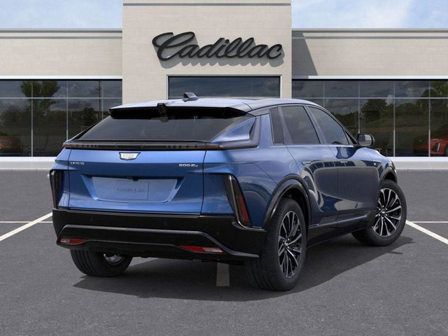 2025 Cadillac LYRIQ Sport in Cars & Trucks in London - Image 4