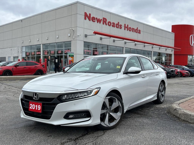 2019 Honda Accord Touring 1.5T Moonroof, Navi, Leather in Cars & Trucks in Markham / York Region