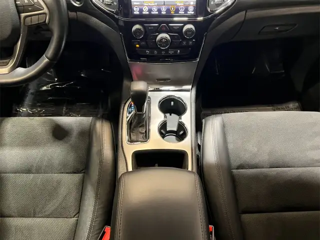 2021 Jeep Grand Cherokee dans Autos et camions dans Ottawa - Image 27