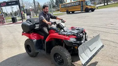 2020 HONDA FOREMAN T-RAX 4X4 MOTORBIKE WITH ONLY 975 KM LOOK AND DRIVE EXCELLENT COMES WITH ALMOST B...