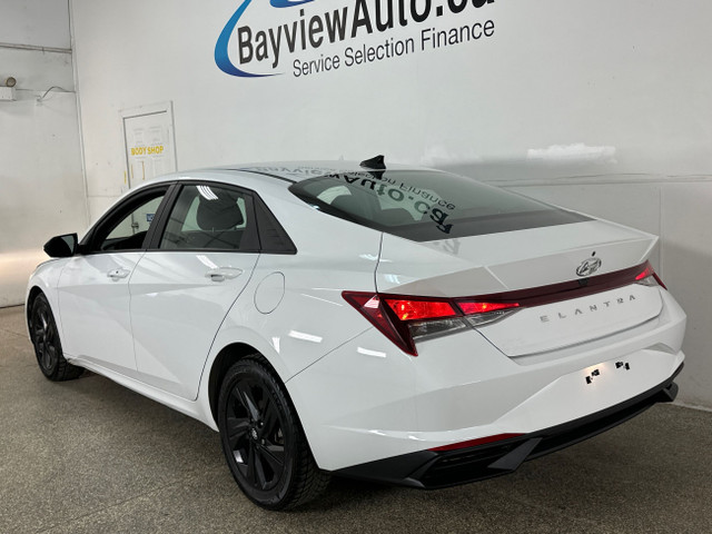2022 Hyundai Elantra Preferred PREFERRED! BLACK ALLOYS! 68KM! in Cars & Trucks in Belleville - Image 4