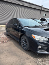 JUST IN! PRICED TO SELL - CLEAN CARFAX NO ACCIDENTS 2.0L Turbo H4 268hp 258ft. lbs. BACKUP CAMERA |... (image 2)