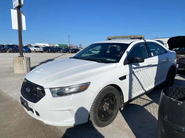  2015 Ford Taurus Police Inte in Cars & Trucks in Barrie