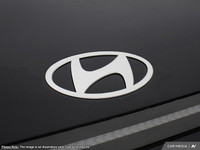This Hyundai Kona Electric has a trusty Electric engine powering this Automatic transmission. *Get Y... (image 8)