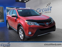 Fiable et extrêmement populaire, le Toyota RAV4 XLE 2014 est parfait pour affronter le climat québéc... (image 2)