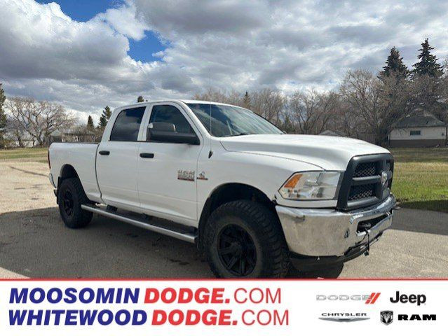 2014 Ram 2500 ST 4x4 | 6.7L CUMMINS DIESEL | WORKHORSE in Cars & Trucks in Regina