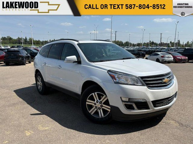 2017 Chevrolet Traverse 2LT AWD 3.6L 7 Passenger in Cars & Trucks in Edmonton