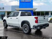 Short Box Crew Cab 1500 4WD – Summit White with Jet Black/Graystone interior, keyless open and start... (image 3)