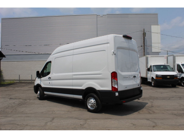 2023 Ford Transit Cargo Van T-250 148 TOIT HAUT AWD 148 18.000 K in Cars & Trucks in Laval / North Shore - Image 2