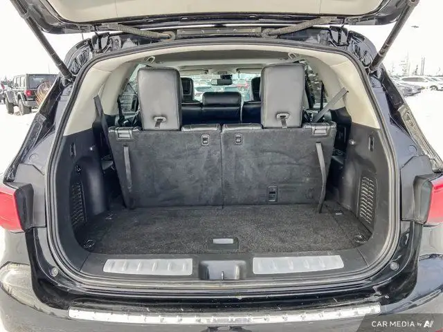 2017 INFINITI QX60 AWD | One Owner Carfax | dans Autos et camions dans Ville d’Edmonton - Image 14