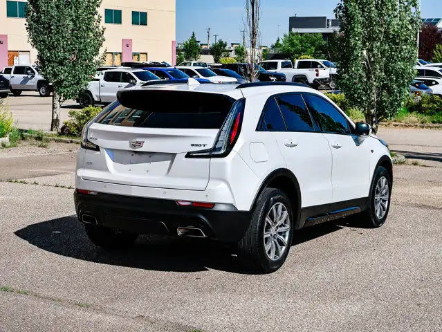 2022 Cadillac XT4 AWD Sport 2.0L in Cars & Trucks in Strathcona County - Image 14