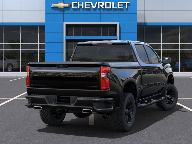 2025 Chevrolet Silverado 1500 Custom Trail Boss in Cars & Trucks in London - Image 4