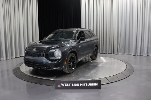 2025 Mitsubishi Outlander PHEV GT NOIR TWO TONE / BLACK ROOF in Cars & Trucks in Edmonton - Image 3