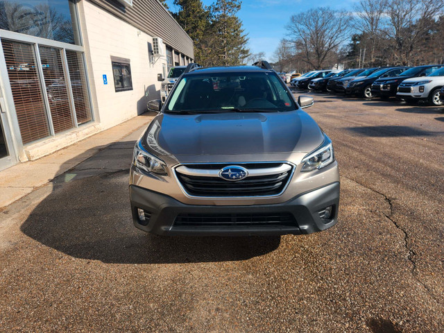2022 Subaru Outback Touring clean carfax!! Sunroof, AWD, Pric... in Cars & Trucks in Annapolis Valley - Image 3